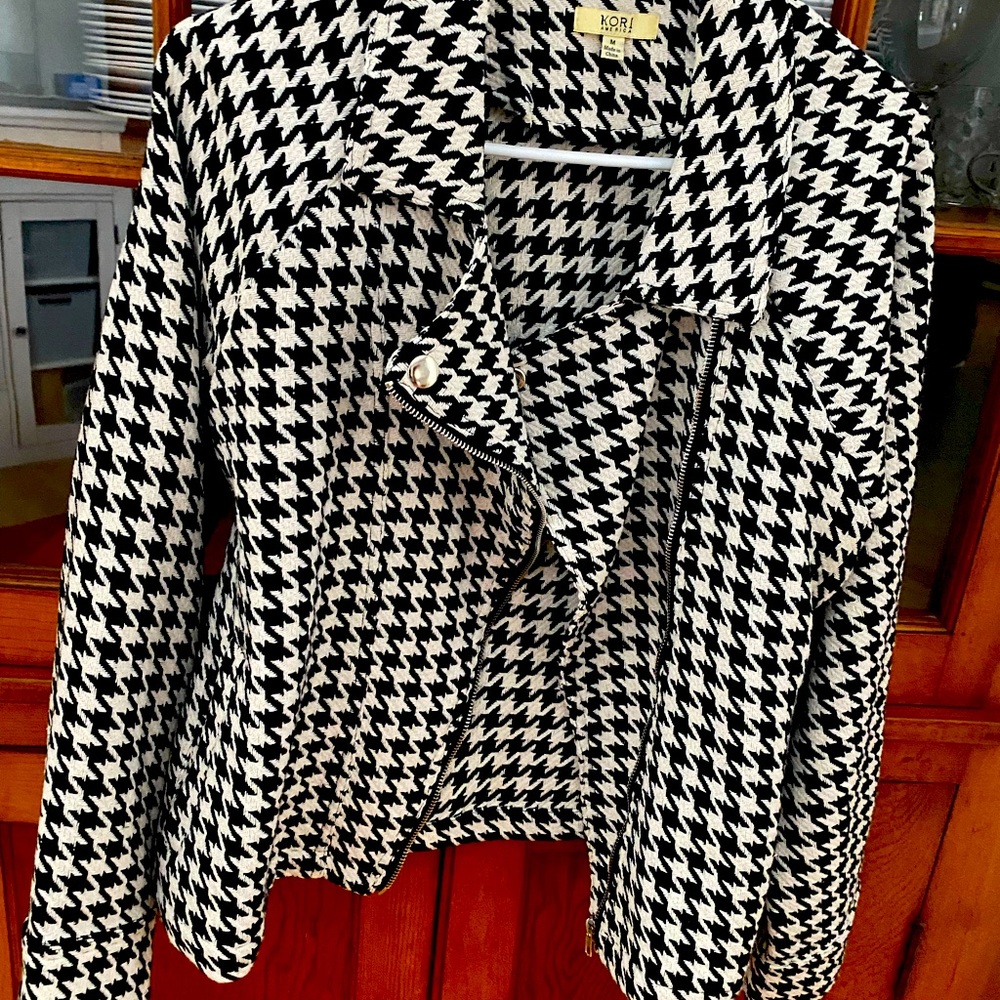 Kori Moto Blazer, dress up or dress down, never worn. From local boutique!